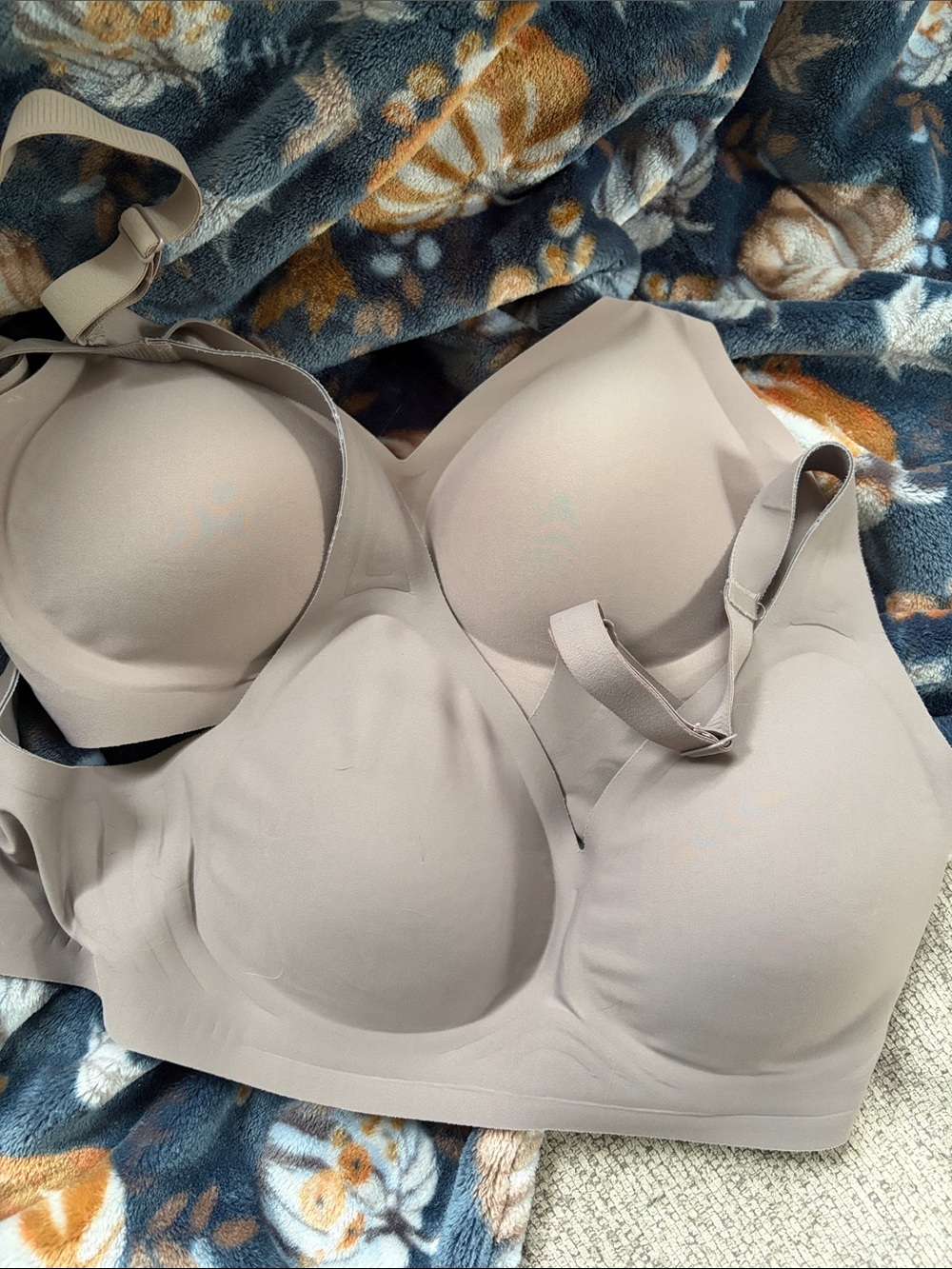 34B bras NEW - bundle of 2